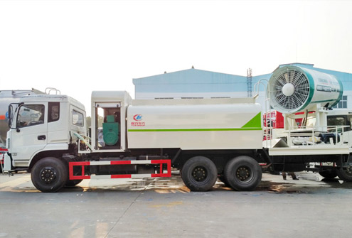 國五東風(fēng)天龍霧炮車